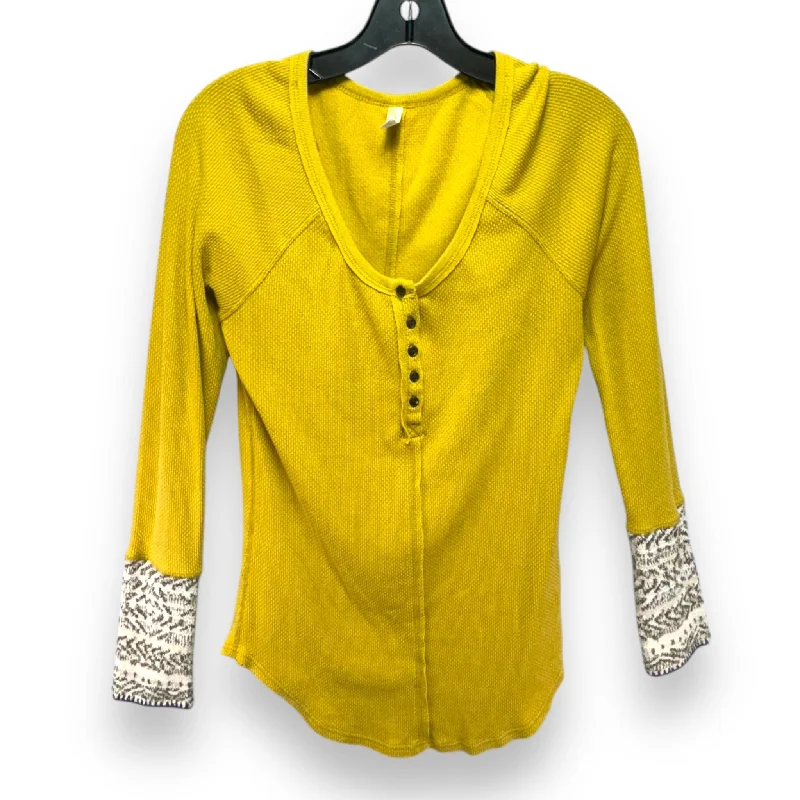 women's tops for layeringTop Long Sleeve By Free People In Yellow, Size: L