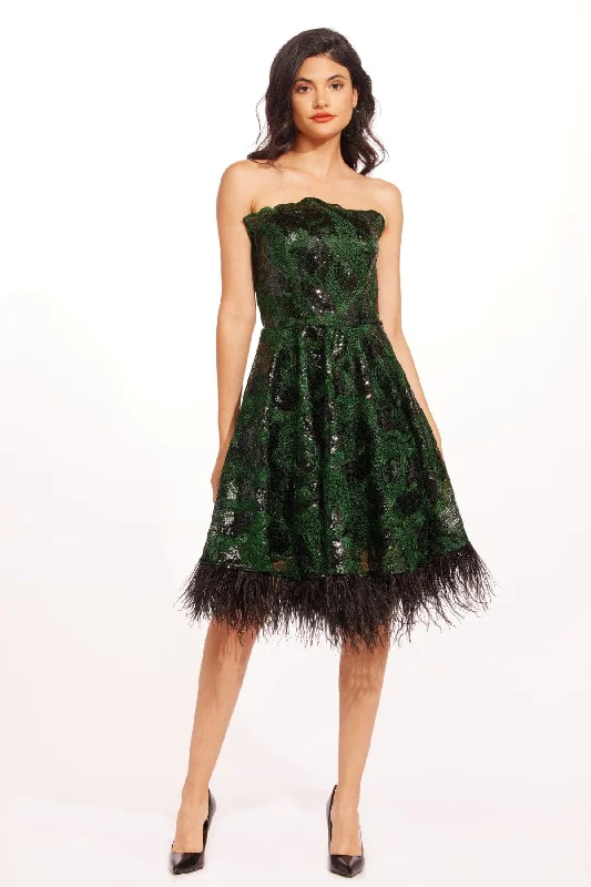 women's wrinkle-resistant dressesAlma Strapless Midi Dress - Christmas Green