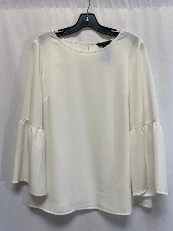 women's tops for creating capsule wardrobesTop Long Sleeve By Banana Republic In White, Size: M