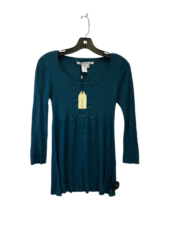 women's tops for beach outingsTop Long Sleeve By Studio M In Teal, Size: M