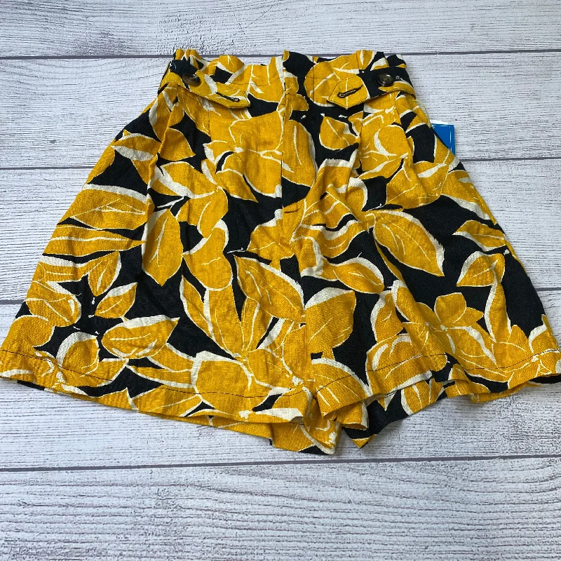 women's casual day shortsMustard Shorts Who What Wear, Size 2