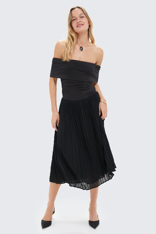 Laced DressBlack Lianna Maxi Dress