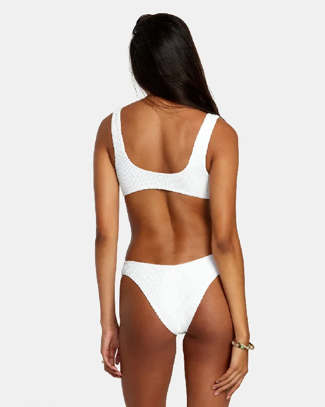 Patterned Female SwimwearGrooves Texture High Leg Bikini Bottoms - Whisper White