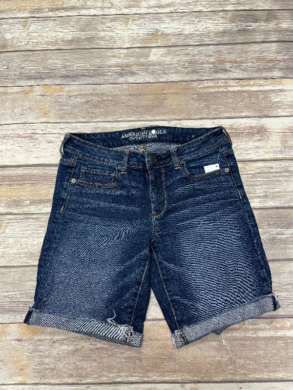 women's bermuda shortsBlue Denim Shorts American Eagle, Size 10