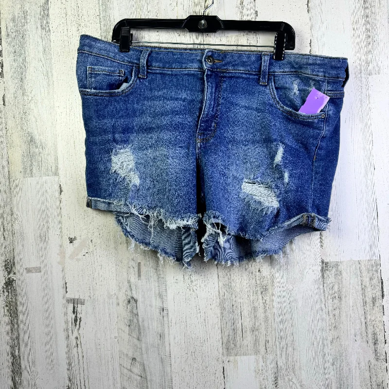 women's petite shortsBlue Denim Shorts True Craft, Size 20