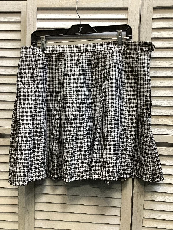 women's woven skirtsBlack White Skirt Mini & Short Rewind, Size Xxl