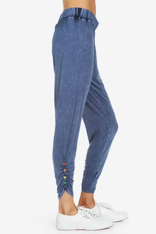 women's ankle-length pantsButton Sweatpant In Blue