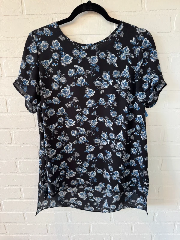 women's tops for those who want to add a touch of elegance and sophistication to their everyday wearTop Short Sleeve By Dr2 In Black & Blue, Size: M