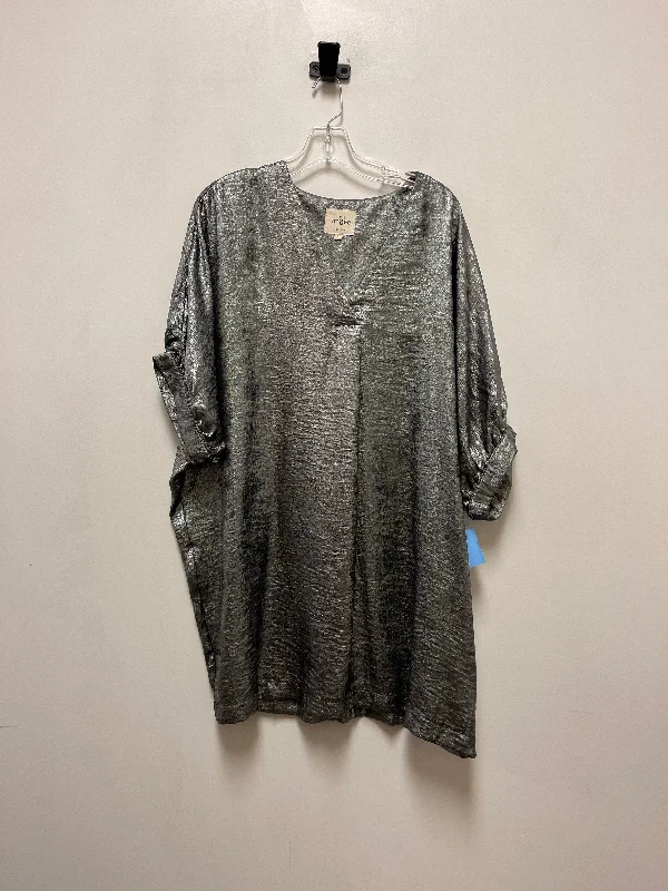 tank tops for womenTunic Short Sleeve By Umgee In Silver, Size: S