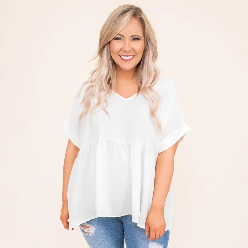 women's tops for relaxed weekendsWide Eyed Gaze Top, Off-White